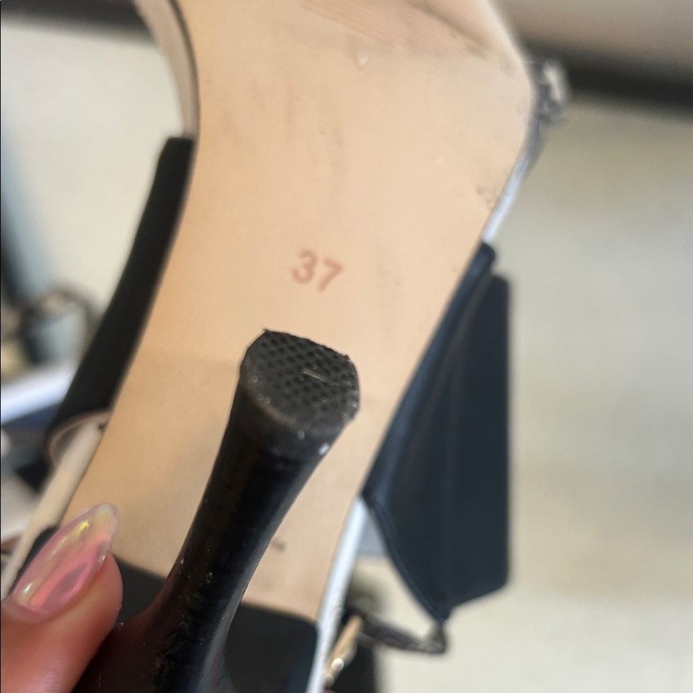 Stella Carter Designer Black and Animal Print Heeled Sandals - Picture 7 of 10